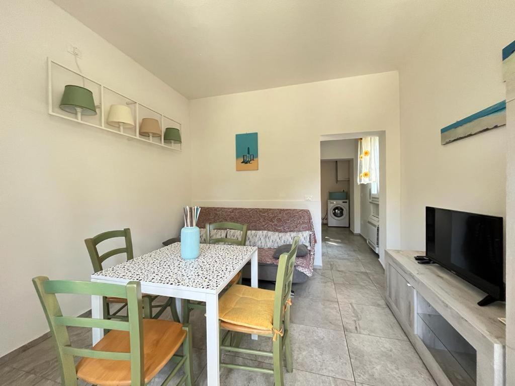 Pineta Apartament Tirrenia Exterior foto
