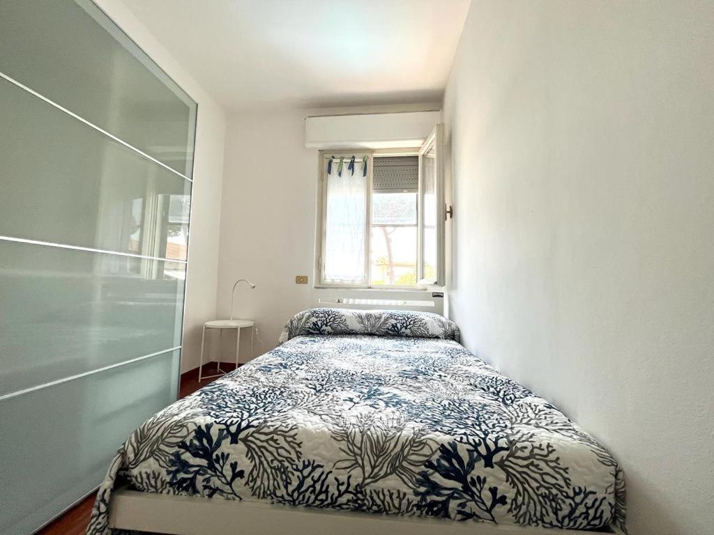 Pineta Apartament Tirrenia Exterior foto