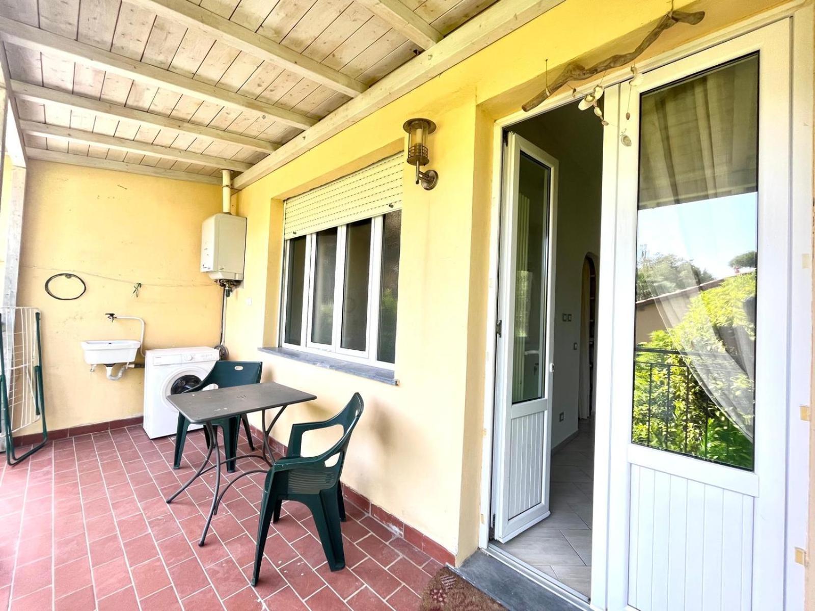 Pineta Apartament Tirrenia Exterior foto