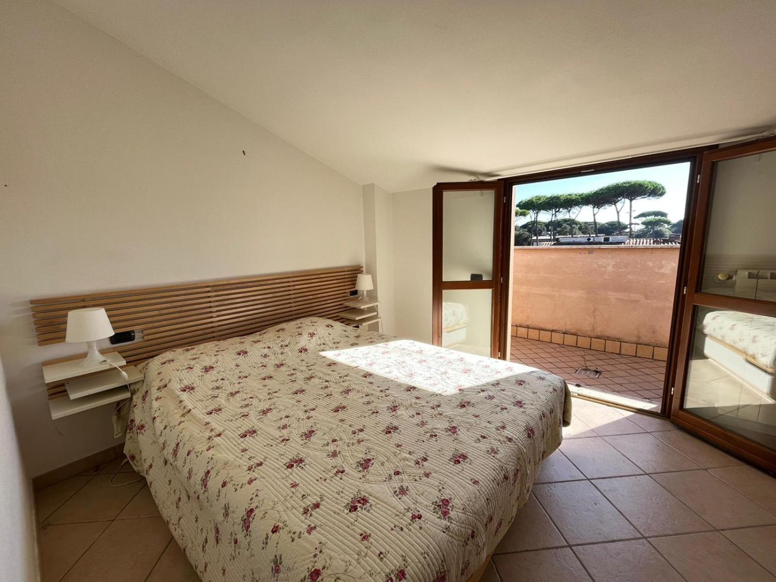 Pineta Apartament Tirrenia Exterior foto
